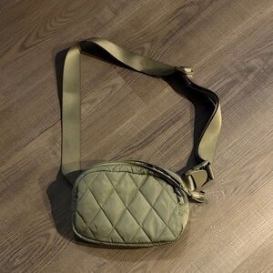 Vera Bradley Olive Quilted Belt Bag